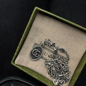 Gucci Silver Chain Pendant Necklace